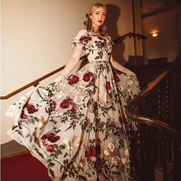 Matching Mommy & Me Ivy City Co. Amora Dresses Mommy: Medium, Child: 13-14 - Picture 3 of 7